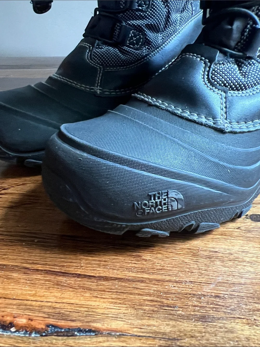 North Face Alpenglow IV Thermafelt Insulated Winter Boots Mens 6